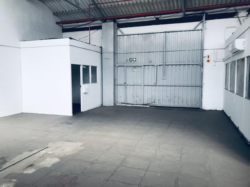 To Let Commercial Property for Rent in Paarden Eiland Western Cape